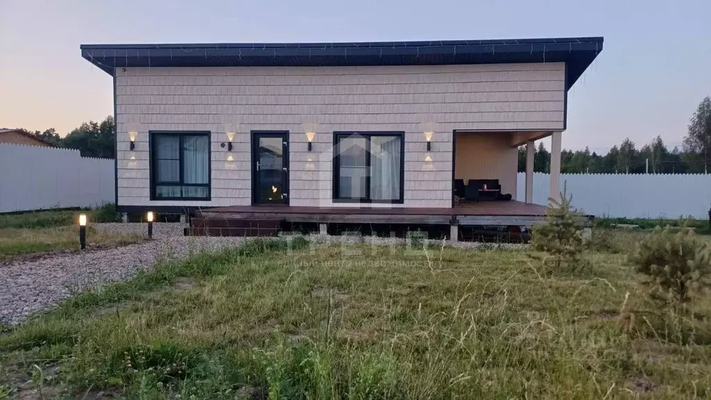 Дом в Ленинградская область, Лужский район, Заклинское с/пос, Лужское ... - Фото 2