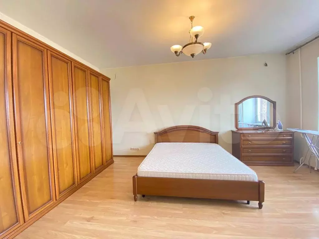 1-к. квартира, 55 м, 8/9 эт. - Фото 1