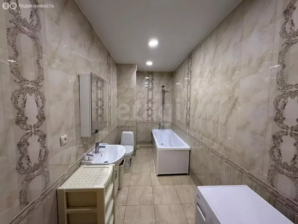 2-комнатная квартира: Махачкала, улица Ахульго, 88 (65 м) - Фото 2