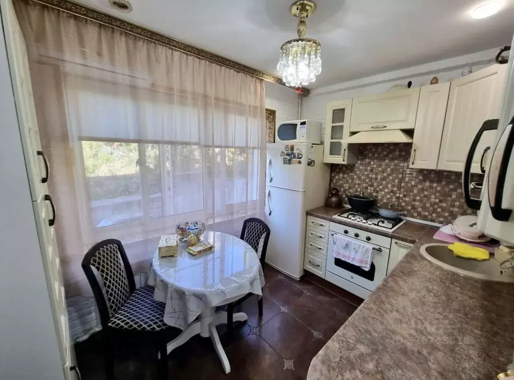 2-к кв. Краснодарский край, Сочи ул. Тимирязева, 7 (57.0 м) - Фото 1