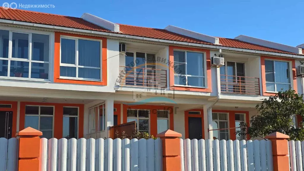 Дом в Витязево, Кубанская улица, 2Б (191 м) - Фото 2