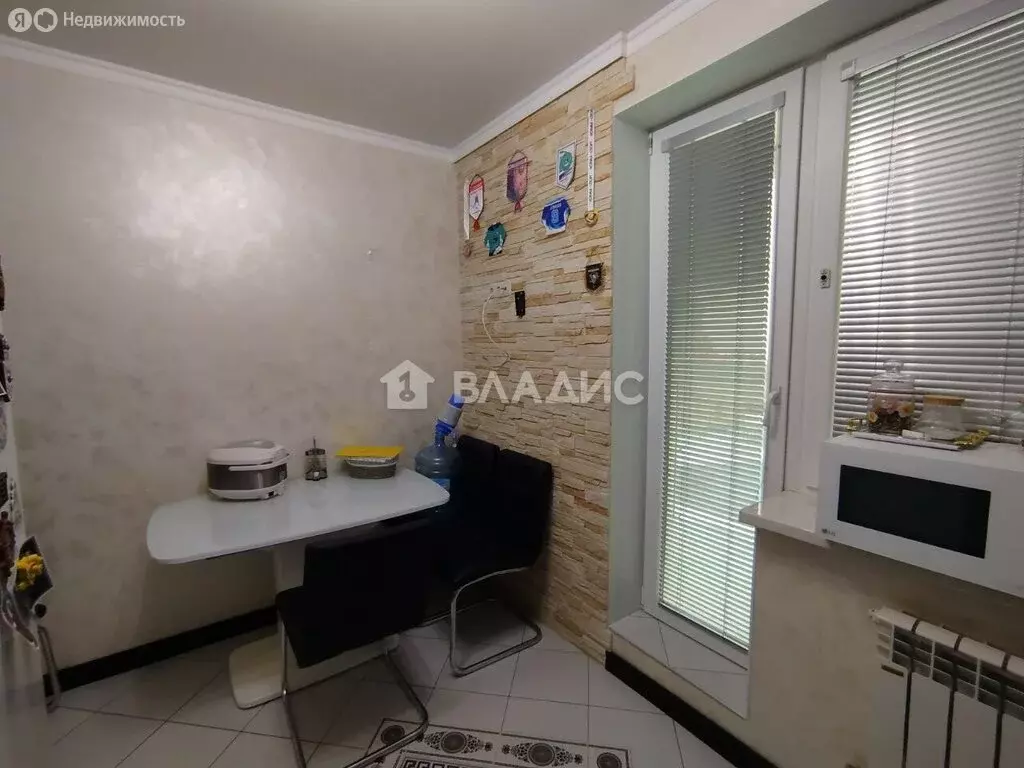 2-комнатная квартира: посёлок Дубовое, Счастливая улица, 3 (58.2 м) - Фото 2