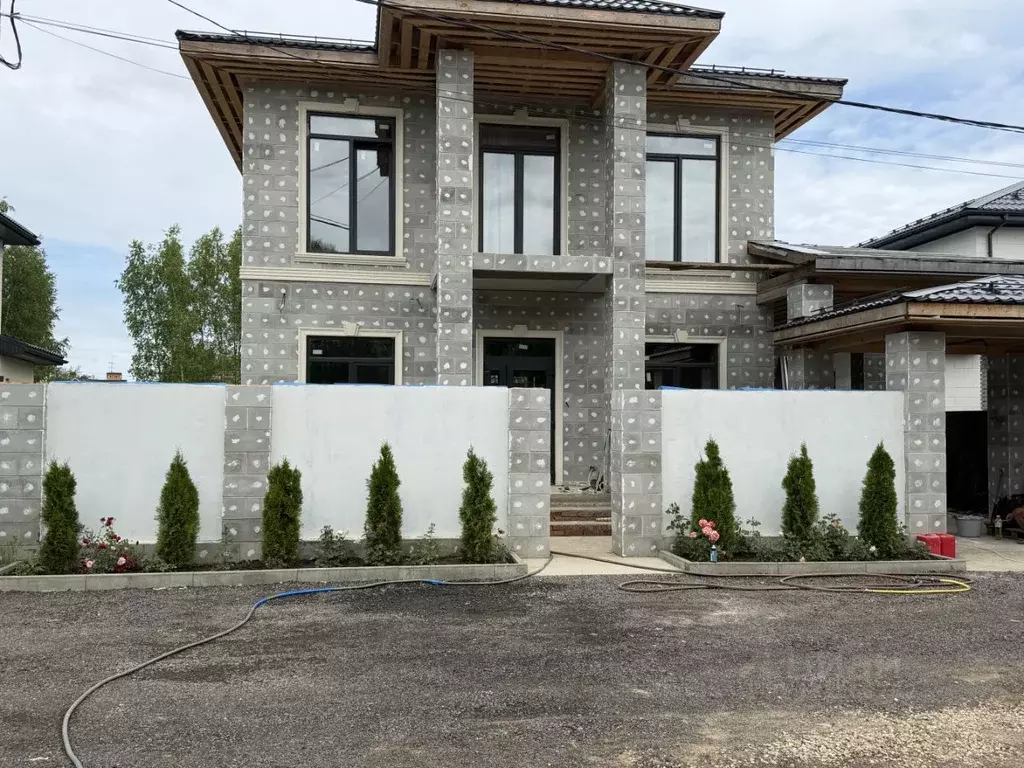 Дом в Московская область, Истра Песочный мкр, 37 (270 м) - Фото 1