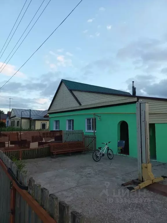 Дом в Мордовия, Лямбирский район, с. Атемар ул. Вякина (37 м) - Фото 1