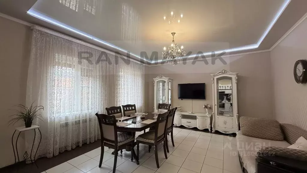 Таунхаус в Адыгея, Майкоп ул. Шовгенова, 259 (129 м) - Фото 0
