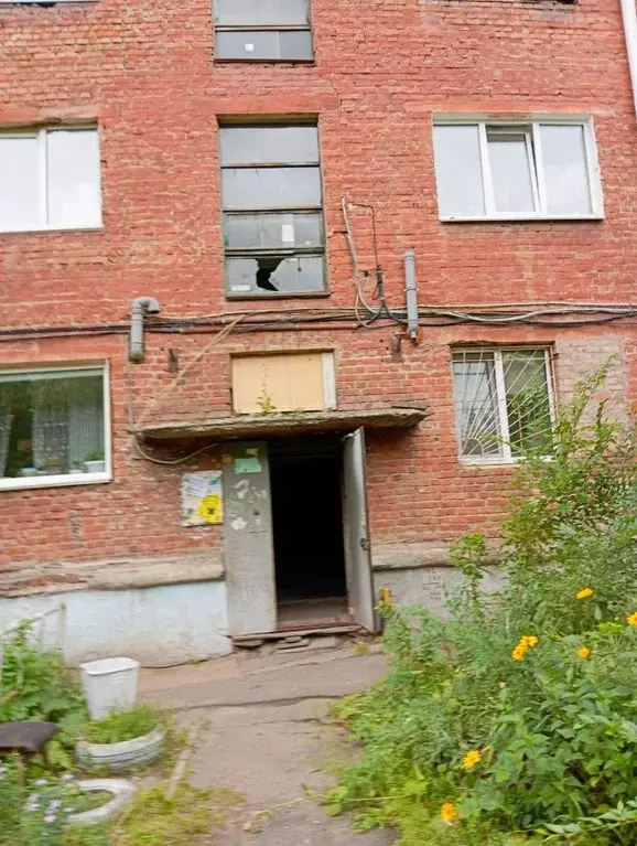 Комната Омская область, Омск Нефтезаводская ул., 37 (12.1 м) - Фото 1