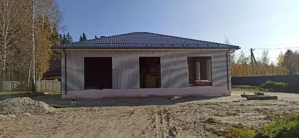 Дом в Тюменская область, Тобольск Строитель мкр,  (177 м) - Фото 0