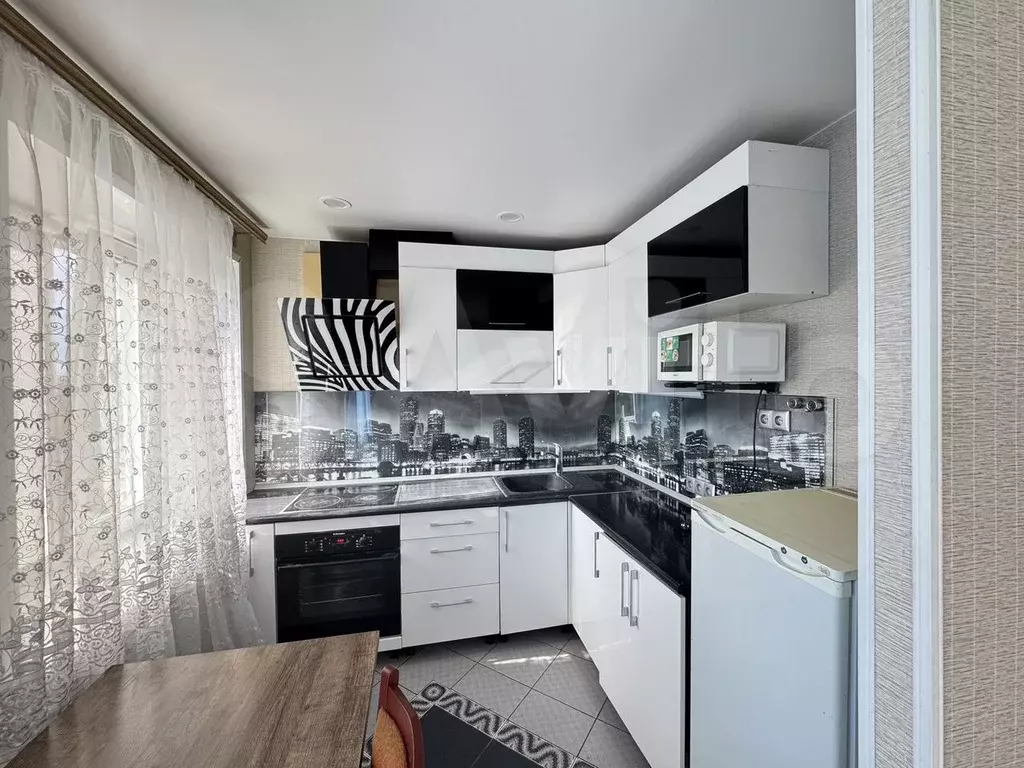 1-к. квартира, 33 м, 9/9 эт. - Фото 0