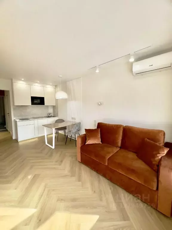 Студия Московская область, Красногорск городской округ, д. Глухово ул. ... - Фото 1