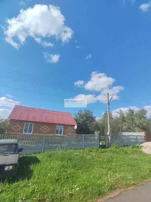 Дом в Тульская область, Плавский район, Камынинское с/пос, с. ... - Фото 1