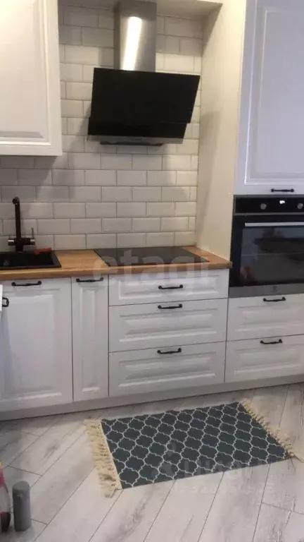 1-к кв. Тюменская область, Тюмень ул. Заполярная, 13 (50.7 м) - Фото 1