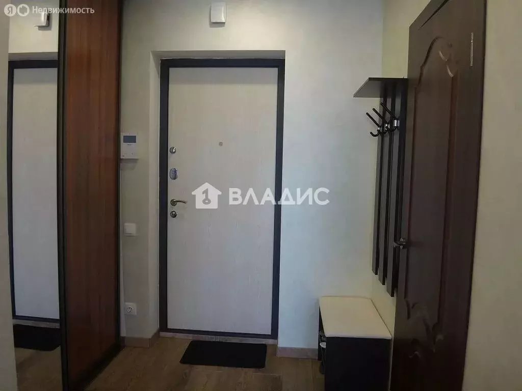 Квартира-студия: Санкт-Петербург, Новолитовская улица, 10 (31.8 м) - Фото 1