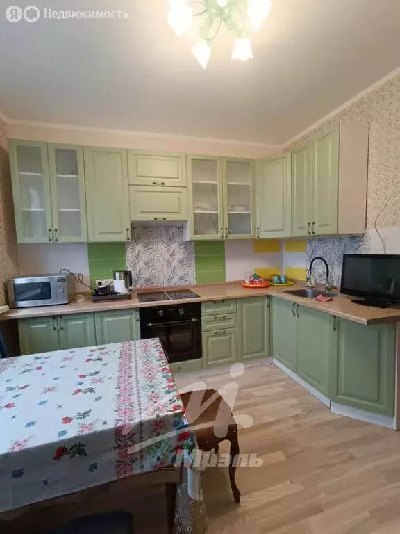 3-комнатная квартира: Лобня, Физкультурная улица, 4 (82 м) - Фото 1