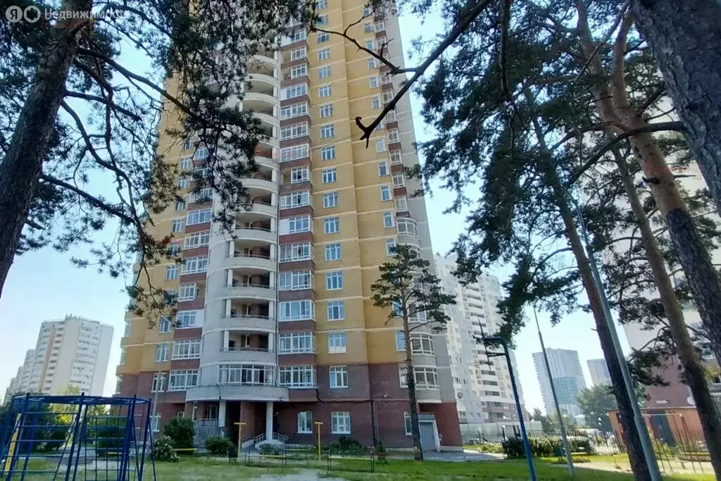 3-комнатная квартира: Екатеринбург, Билимбаевская улица, 35 (88 м) - Фото 1