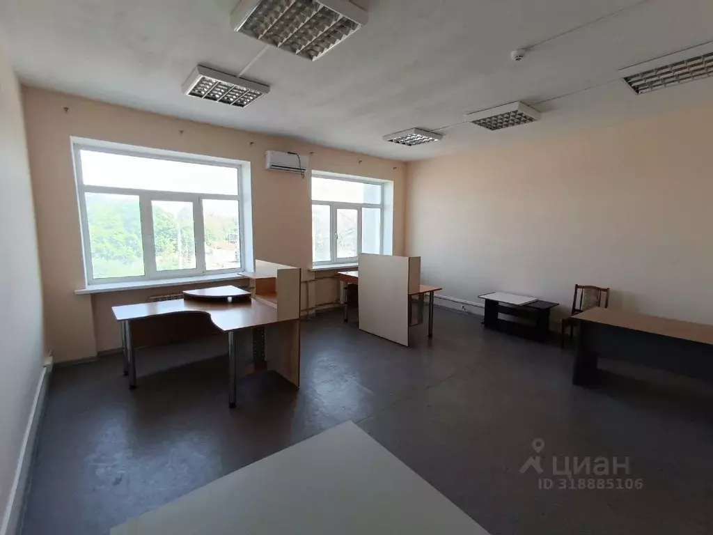 Офис в Нижегородская область, Нижний Новгород Кузбасская ул., 1 (33 м) - Фото 0