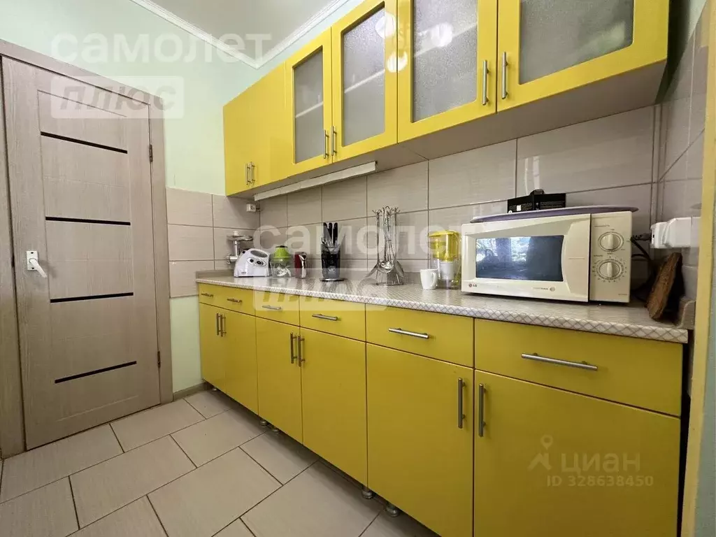 Дом в Краснодарский край, Брюховецкий район, Батуринское с/пос, ... - Фото 2