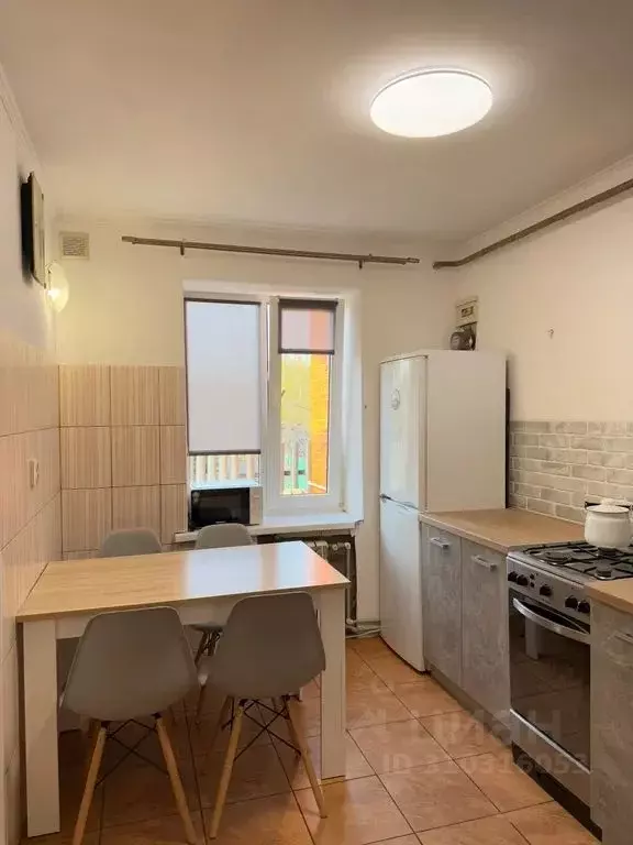 2-к кв. Калининградская область, Янтарный пгт ул. Советская, 24 (50.0 ... - Фото 1