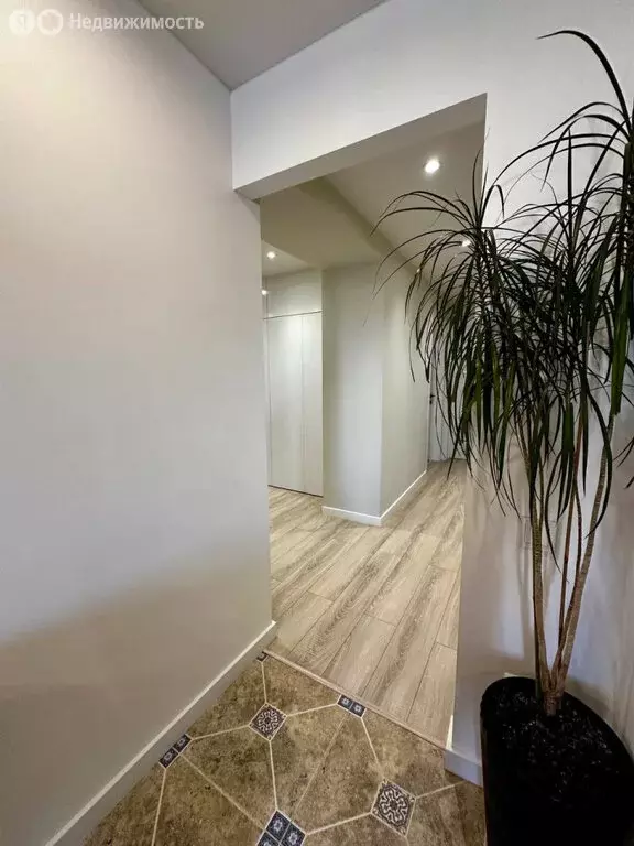 3-комнатная квартира: Екатеринбург, улица Радищева, 53к1 (83.2 м) - Фото 2