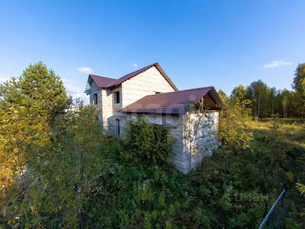 Дом в Тюменская область, с. Нижняя Тавда ул. Кирова (114 м) - Фото 1