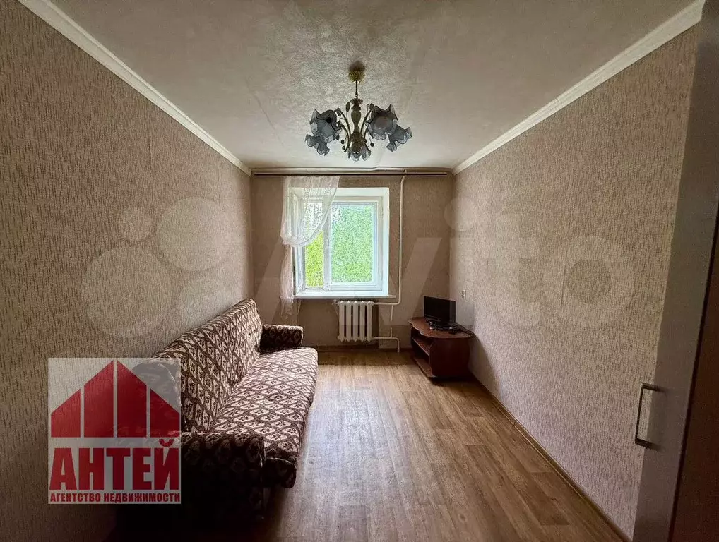 Комната 11,7 м в 8-к., 5/9 эт. - Фото 0