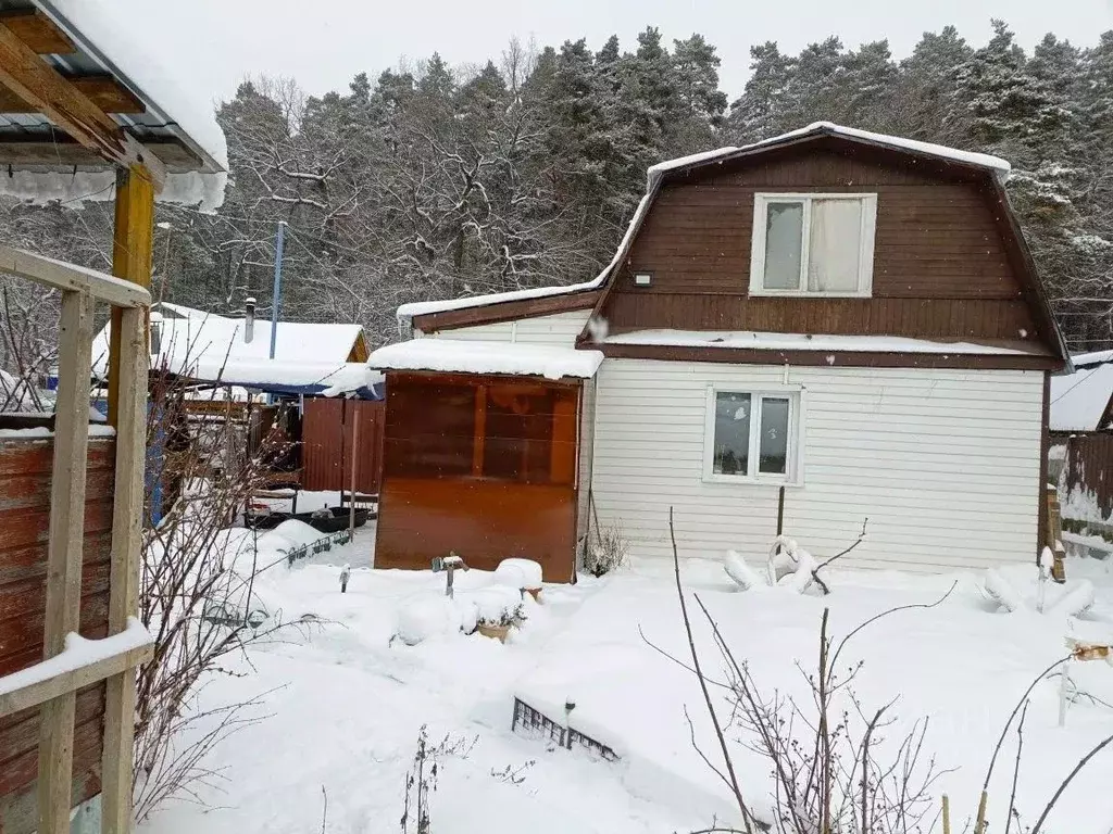 Дом в Татарстан, Зеленодольский район, Октябрьское с/пос, пос. ... - Фото 1