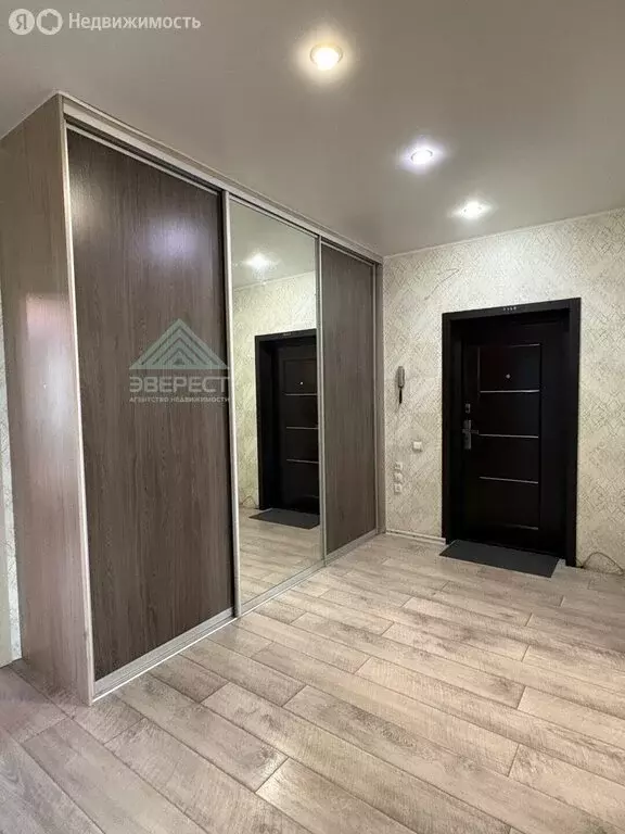 2-комнатная квартира: Абакан, улица Некрасова, 39 (68.5 м) - Фото 1