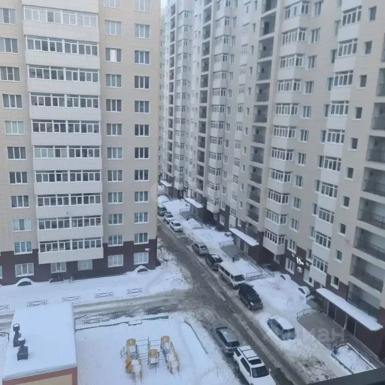 1-к кв. Сахалинская область, Южно-Сахалинск Больничная ул., 2к4 (40.0 ... - Фото 1