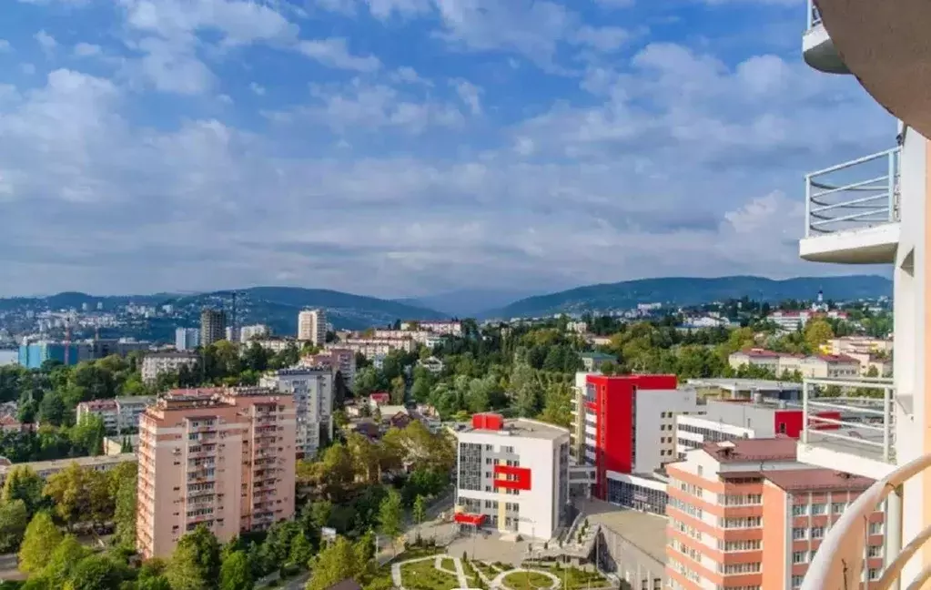 2-к кв. Краснодарский край, Сочи Туапсинская ул., 8 (65.6 м) - Фото 0