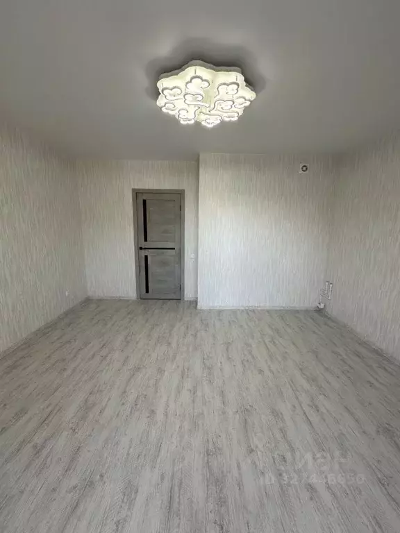 Студия Челябинская область, Челябинск ул. Маршала Чуйкова, 30 (27.2 м) - Фото 1