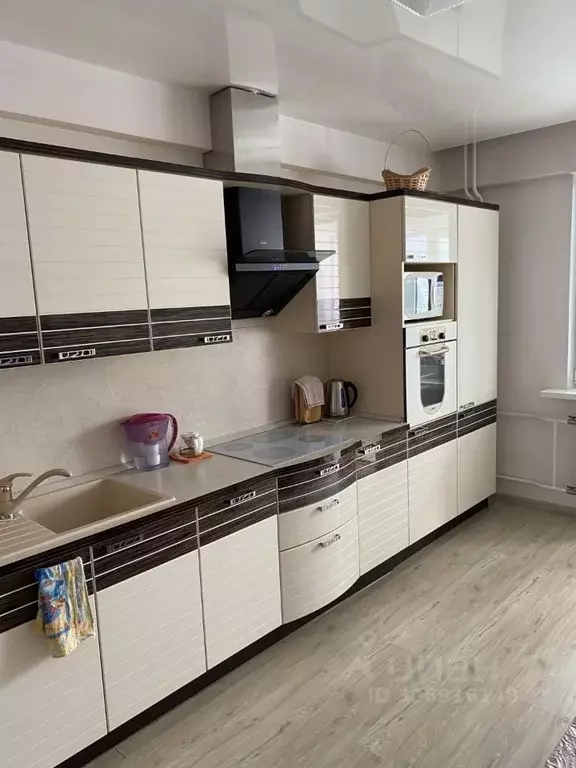 2-к кв. Сахалинская область, Южно-Сахалинск ул. Пушкина, 158к2 (72.9 ... - Фото 1