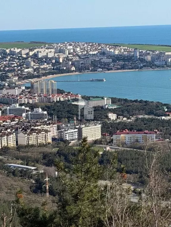 Дом в Краснодарский край, Геленджик Курортная ул., 8 (90 м) - Фото 1