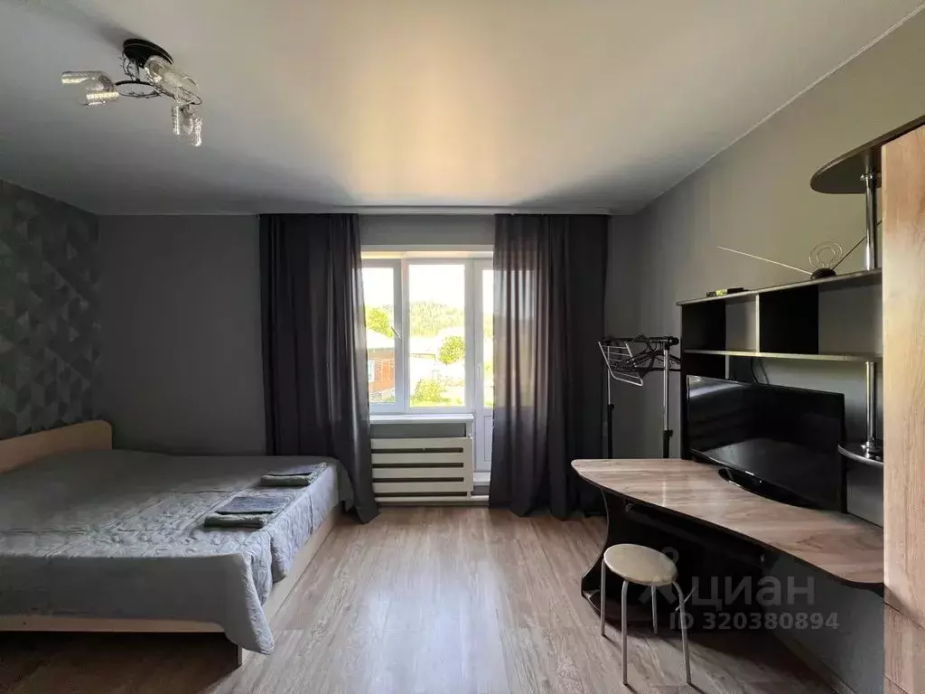 1-к кв. Алтай, Горно-Алтайск Плодовоягодный пер., 8 (34.0 м) - Фото 1