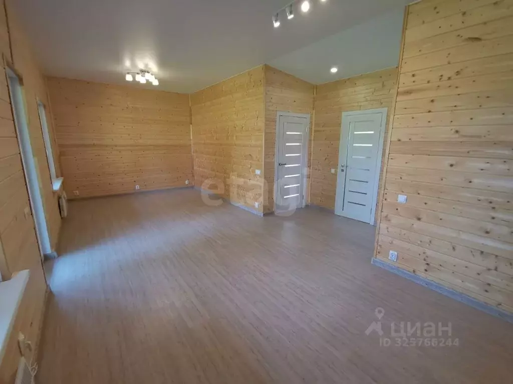 Дом в Ленинградская область, Гатчинский муниципальный округ, д. ... - Фото 1