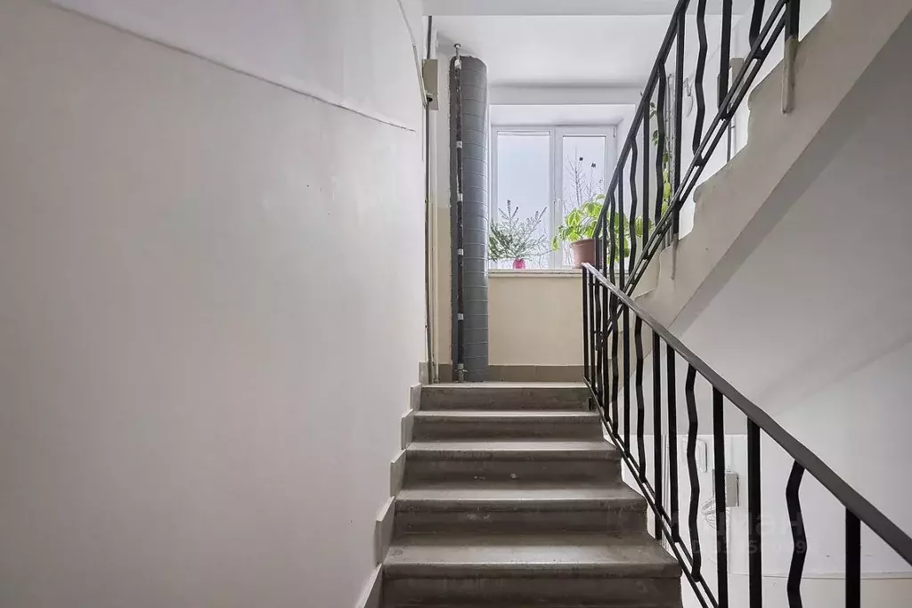 2-к кв. Москва пер. Гусятников, 9 (40.0 м) - Фото 2