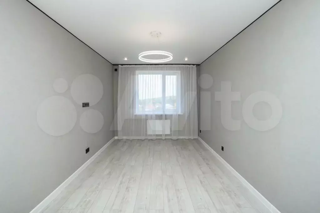 1-к. квартира, 35 м, 4/6 эт. - Фото 0