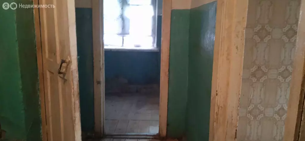 2-комнатная квартира: Тарханы, Заводская улица, 3 (39 м) - Фото 1