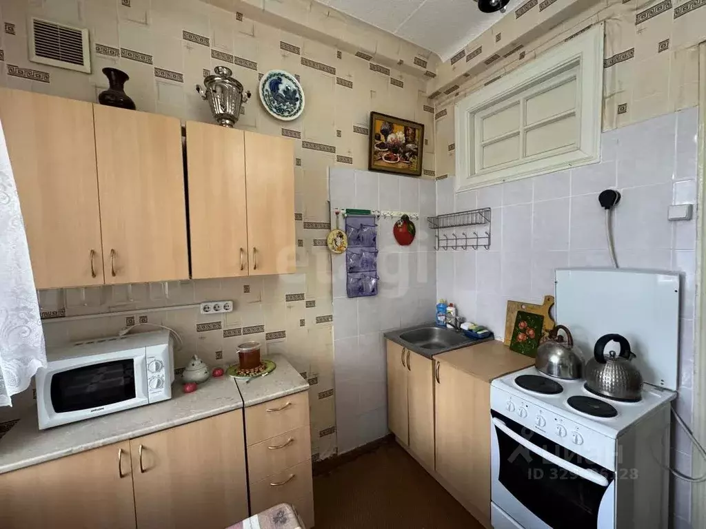 2-к кв. Челябинская область, Озерск ул. Трудящихся, 31 (64.0 м) - Фото 2