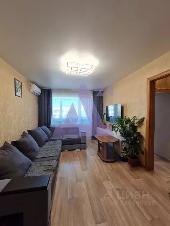 2-к кв. Алтайский край, Барнаул ул. Сухэ-Батора, 9 (43.6 м) - Фото 1