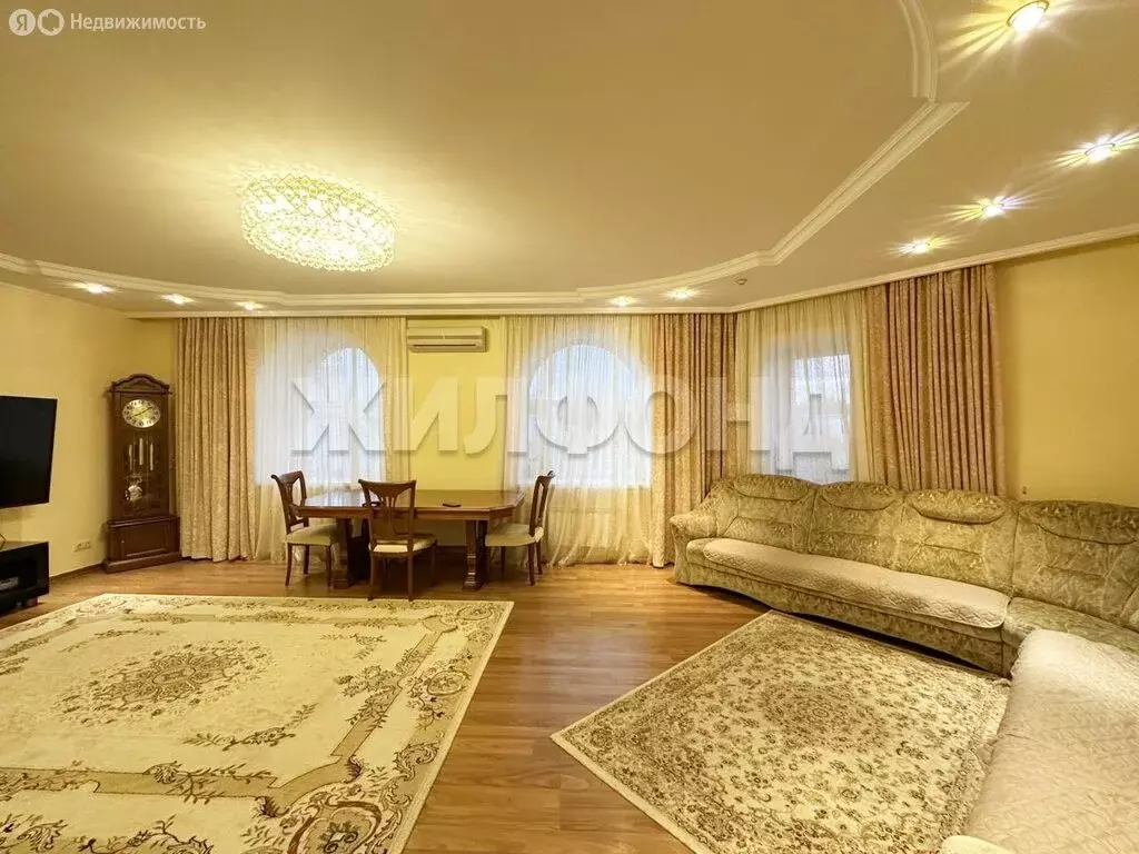 Квартира-студия: Новосибирск, улица Ватутина, 41/1 (95.5 м) - Фото 0