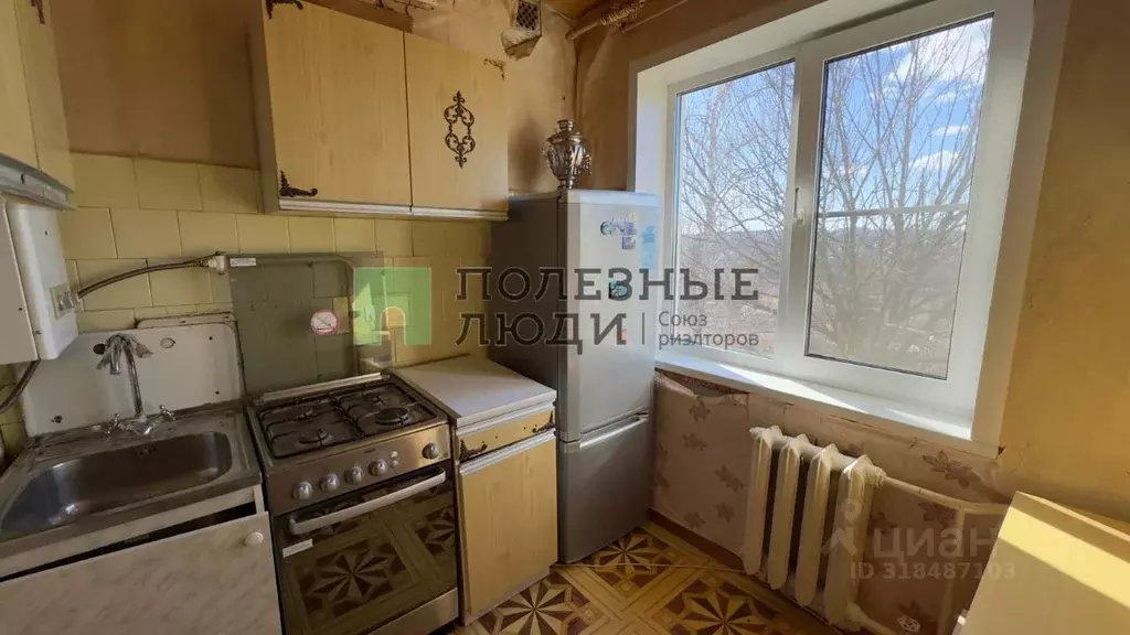 3-к кв. Тульская область, Тула ул. Седова, 43 (55.0 м) - Фото 0
