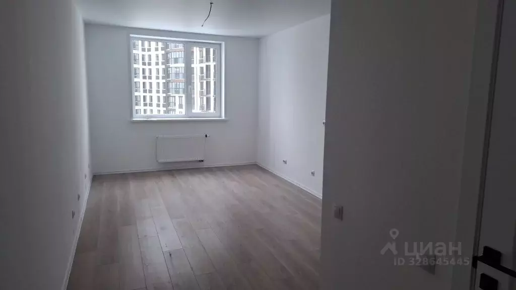 Студия Свердловская область, Екатеринбург ул. Учителей, 33/1 (22.0 м) - Фото 1