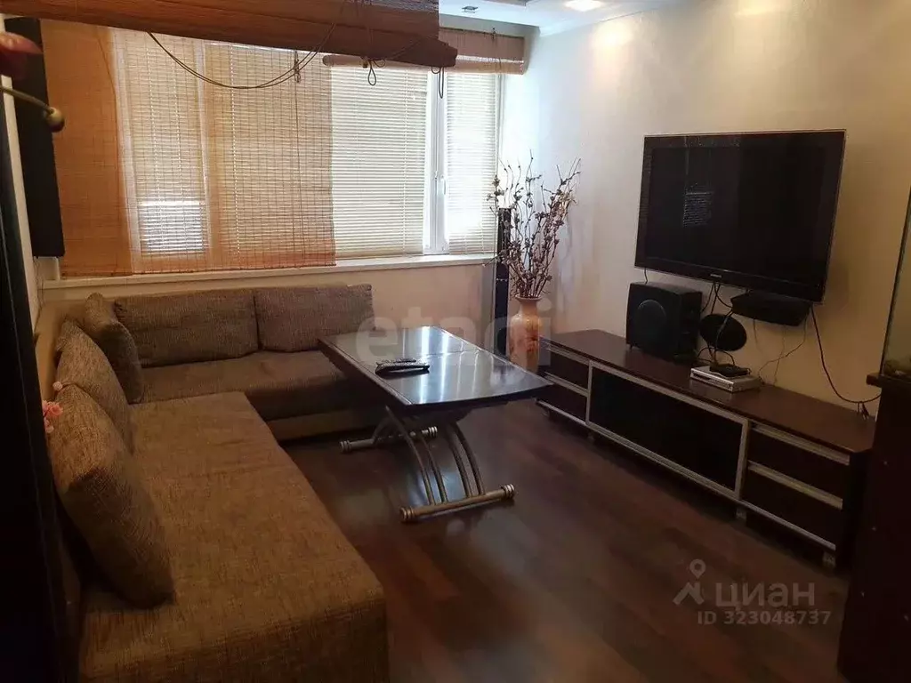 3-к кв. Ямало-Ненецкий АО, Новый Уренгой Ленинградский просп., 8Б ... - Фото 2