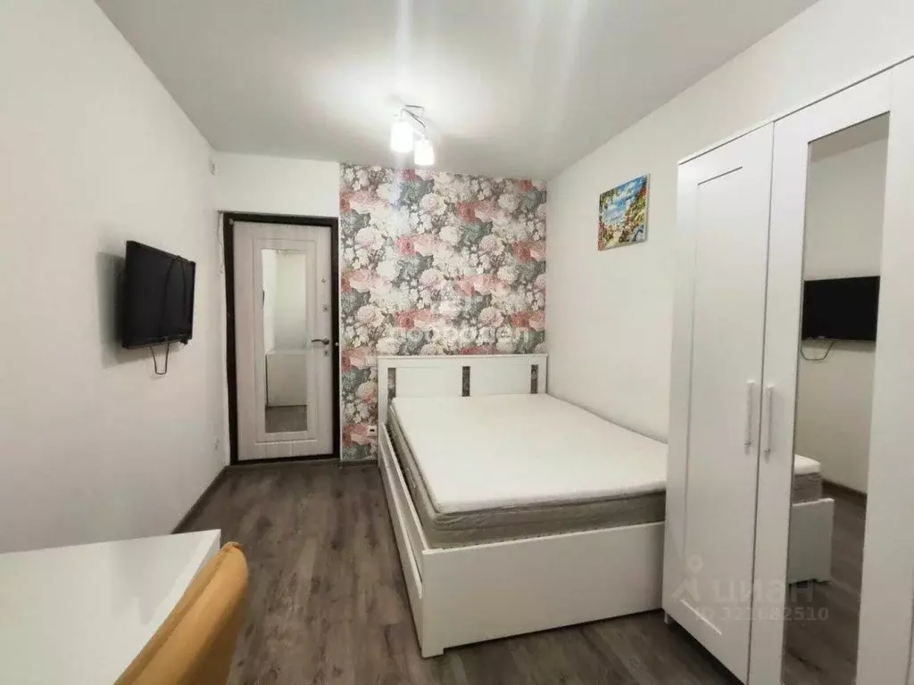 Комната Свердловская область, Екатеринбург ул. Новгородцевой, 35 (11.5 ... - Фото 1