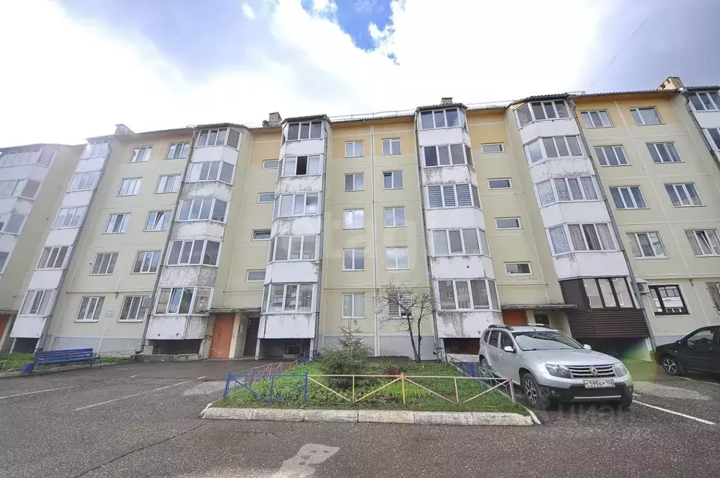 2-к кв. Башкортостан, Салават ул. Бочкарева, 9б (58.5 м) - Фото 1