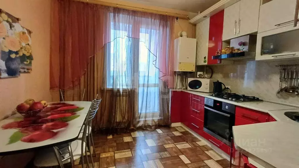 3-к кв. Белгородская область, Белгород ул. Есенина, 40 (63.5 м) - Фото 1