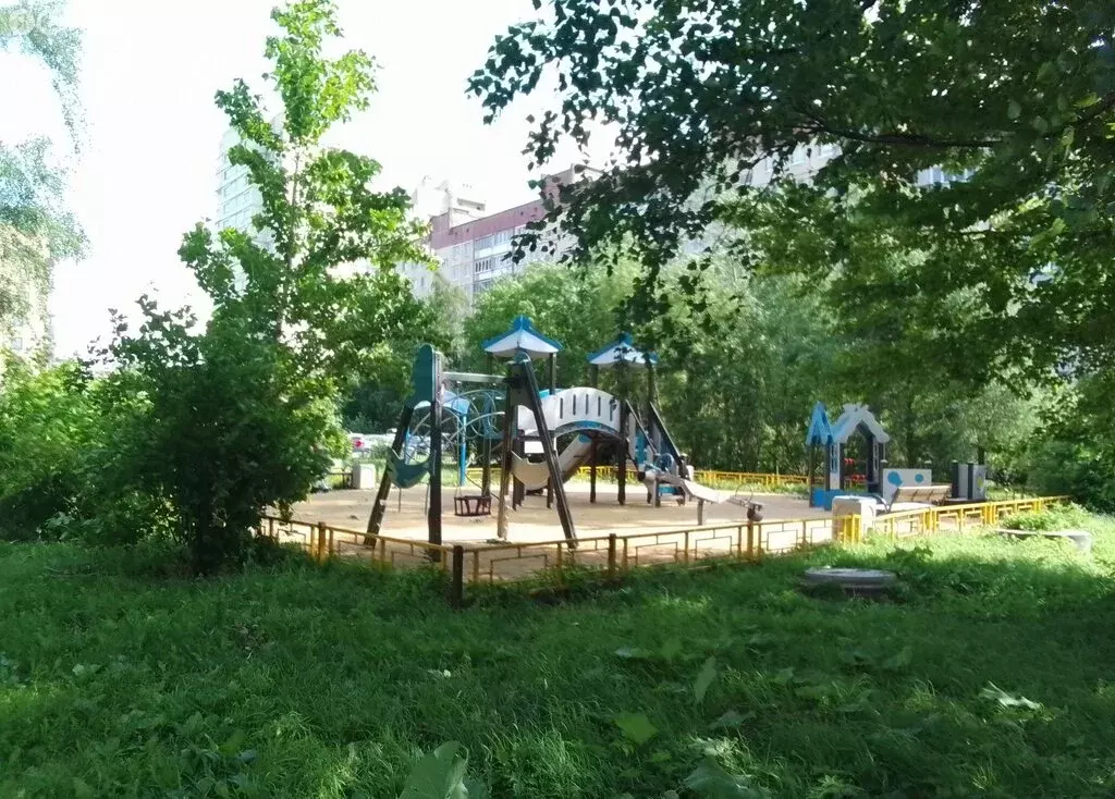 1к в 6-комнатной квартире (12 м) - Фото 0