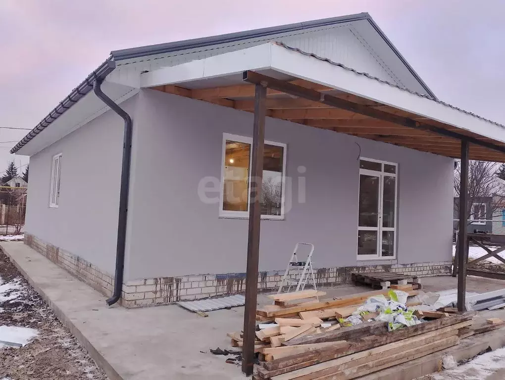 Дом в Воронежская область, Новоусманский район, пос. Воля Студенческая ... - Фото 1