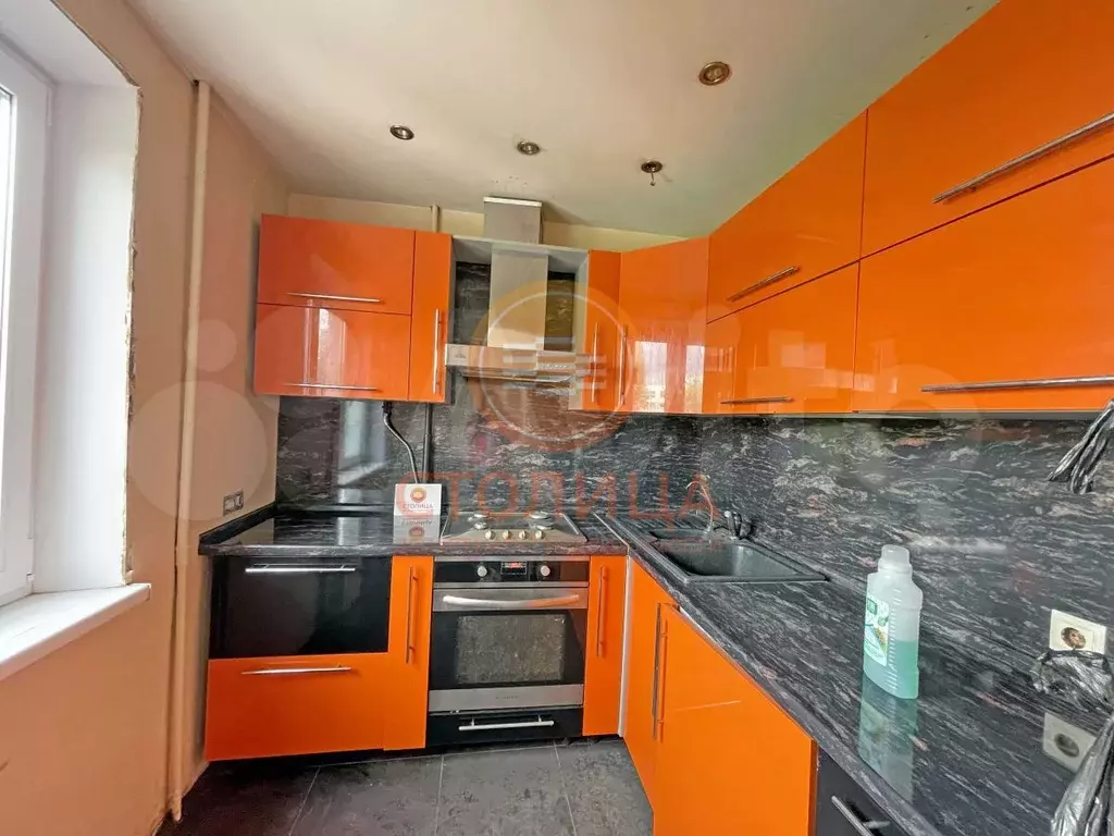 Комната 15м в 4-к, 4/9эт. - Фото 0