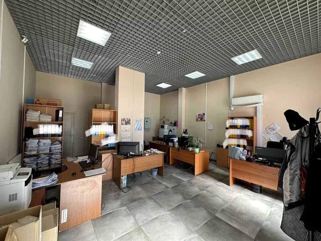 Помещение свободного назначения в Татарстан, Казань ул. Азата ... - Фото 2