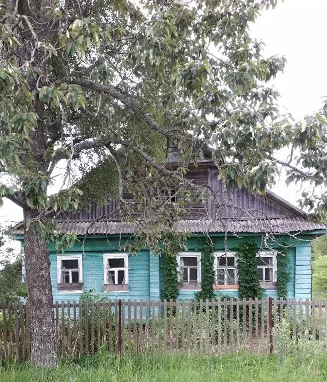 Дом в Тверская область, Лихославльский муниципальный округ, д. ... - Фото 0